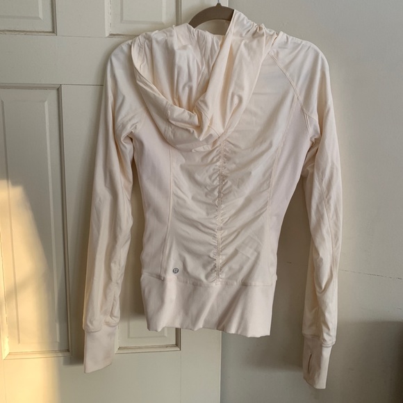 LULULEMON JACKET - Picture 3 of 8